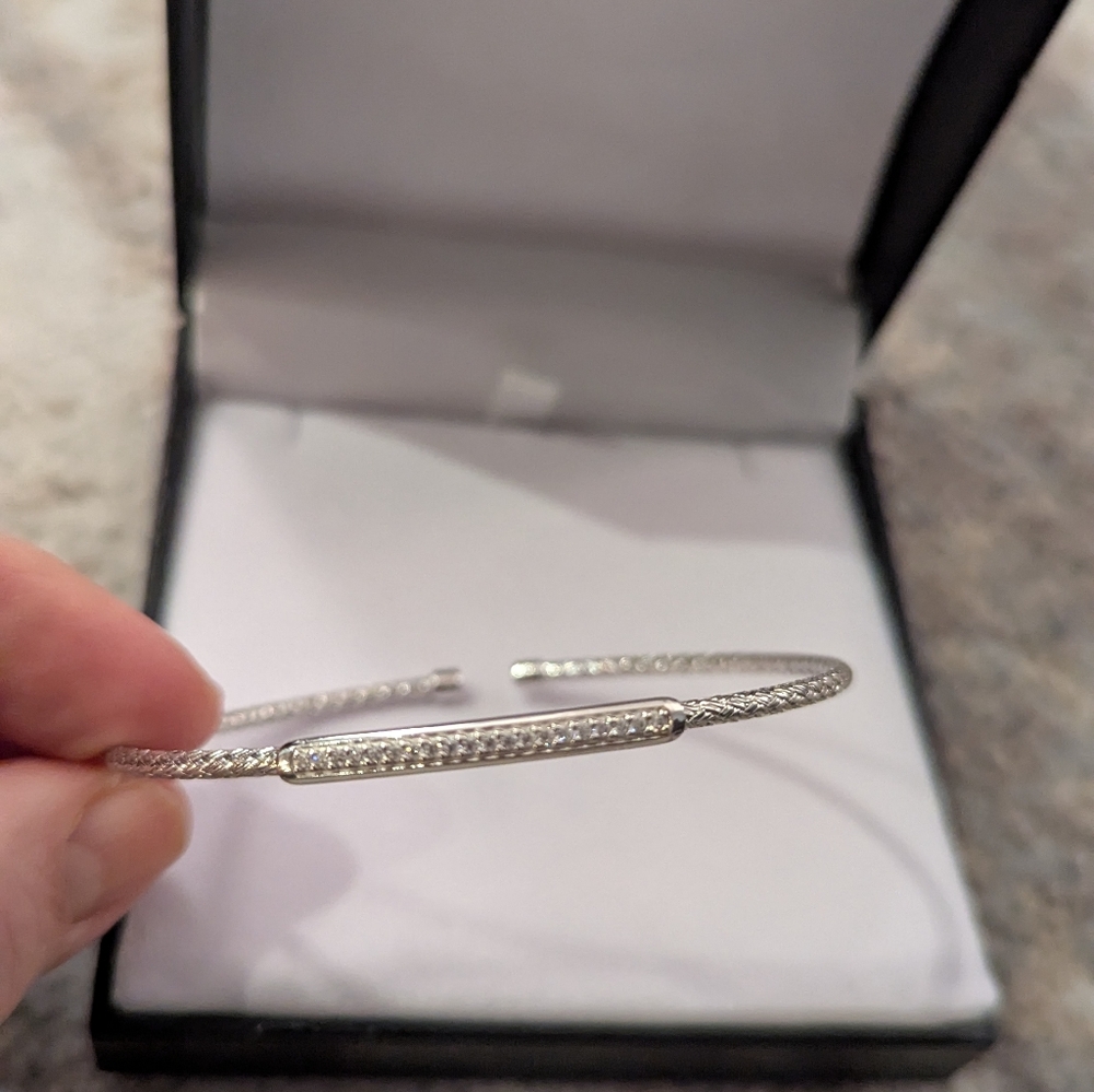 Bracelet - Picture 2 of 4